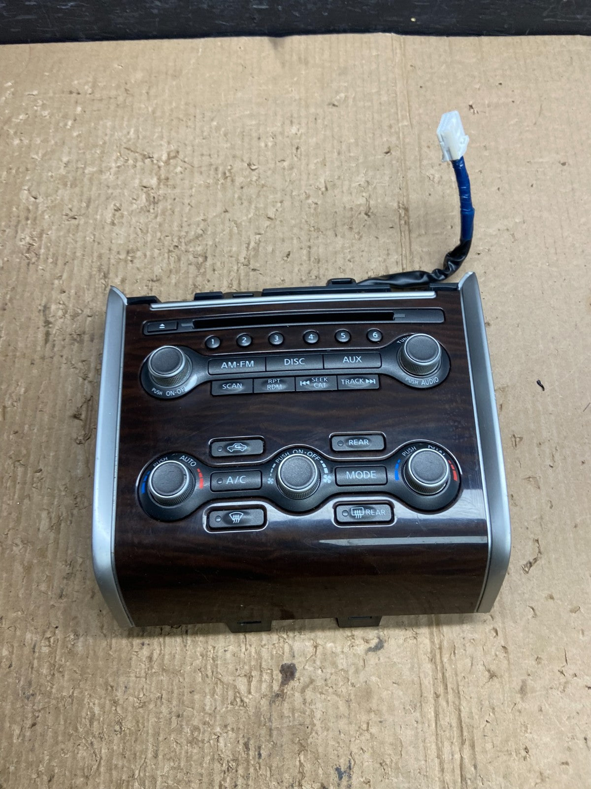 2013 to 2016 Nissan Pathfinder Radio Temperature Climate Control AF1678 DG0