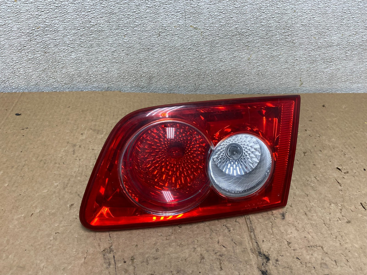 2003 2004 2005 Mazda 6 Right Passenger Inner Tail Light Taillight V3504 DW0
