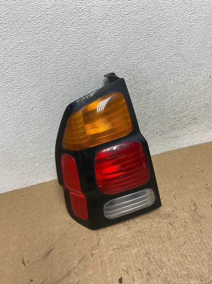 2000-2004 Mitsubishi Montero Sport Left Driver Lh Tail Light ag1240 DG2