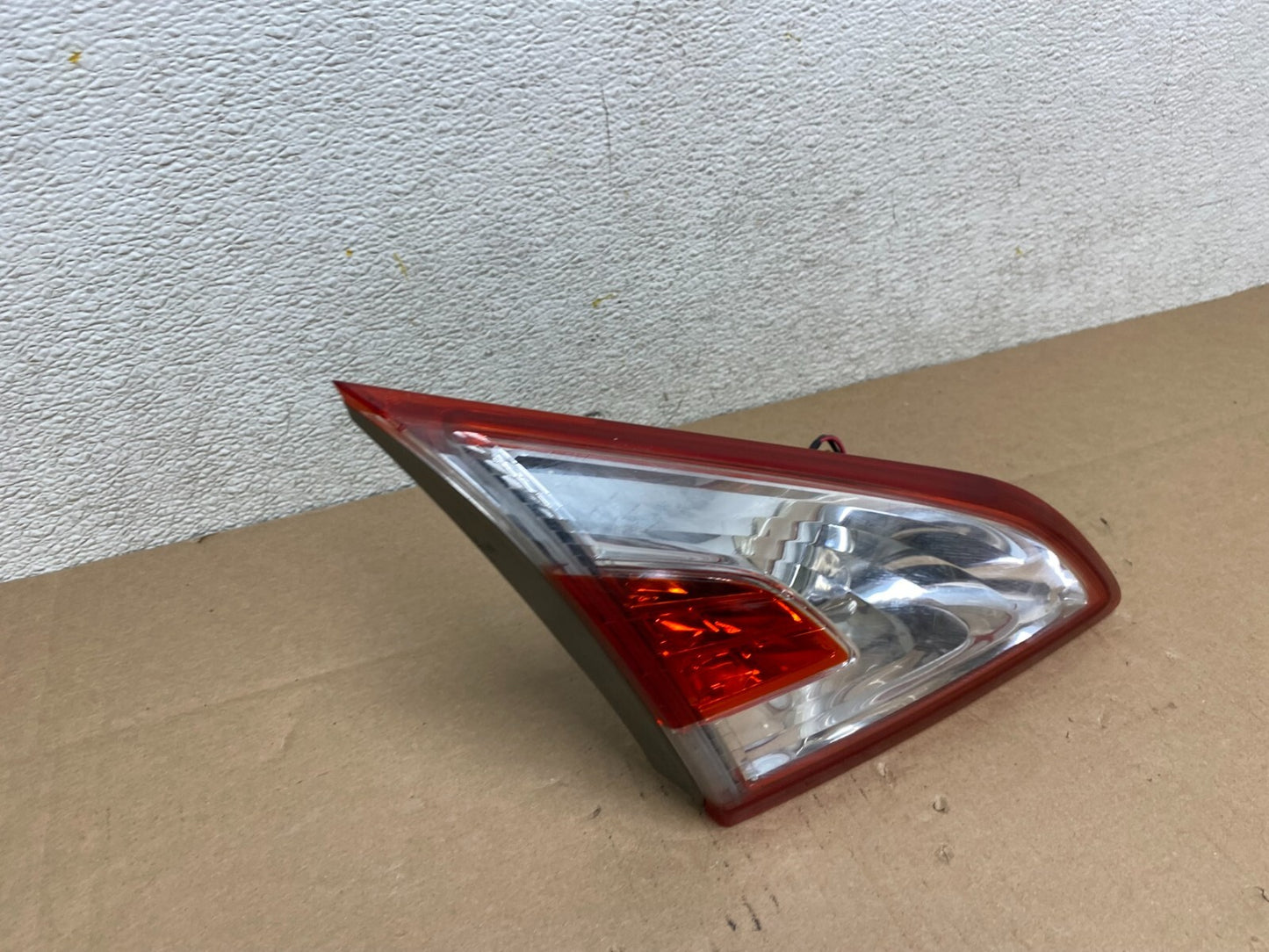2011-2014 Nissan Murano Left Driver Lh Side Inner Tail Light Oem H6074 KC2