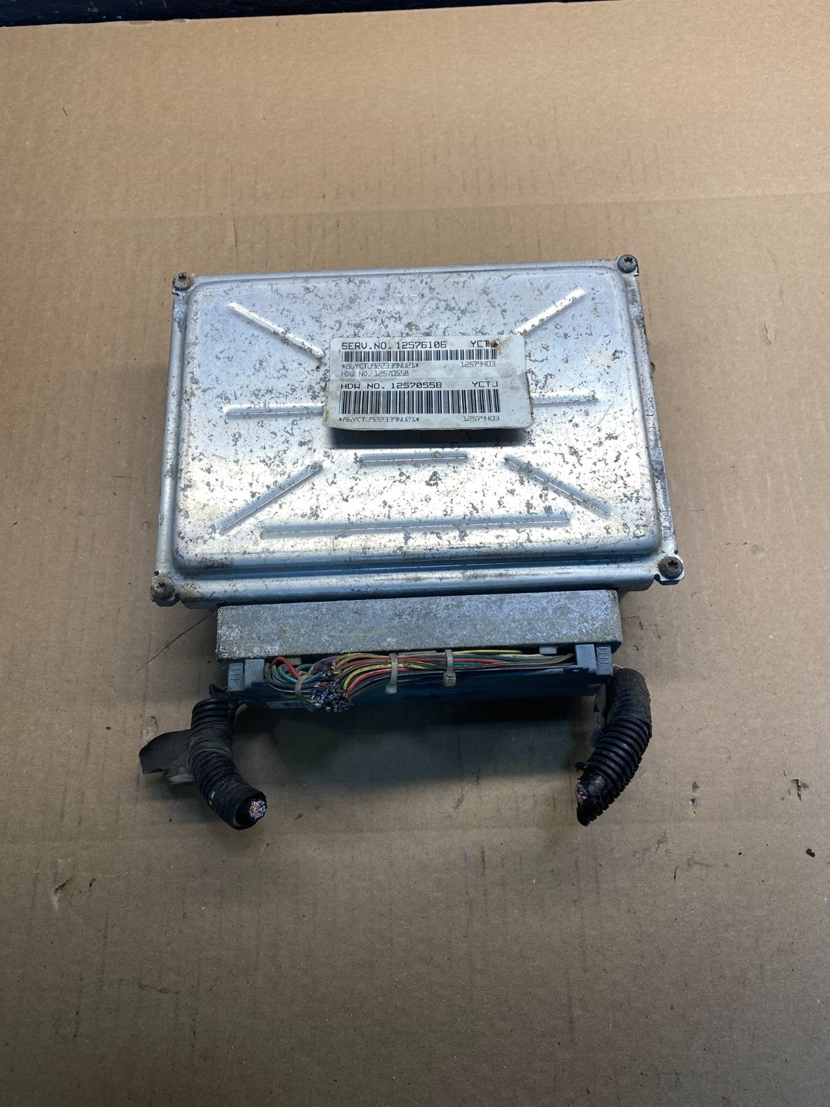 2003-2006 Chevrolet Tahoe Silverado Engine Control 12576106 ECM ECU ac2455 DG0