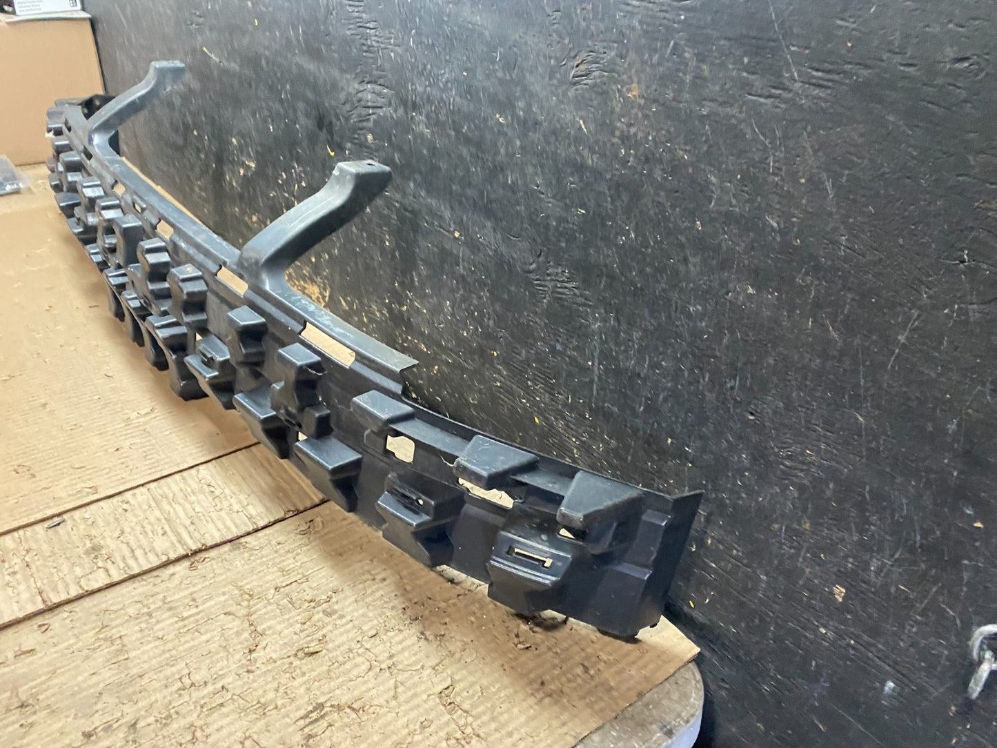 2013 to 2016 Ford Fusion Rear  Bumper Bracket Impact Energy Absorber W5787 DG1