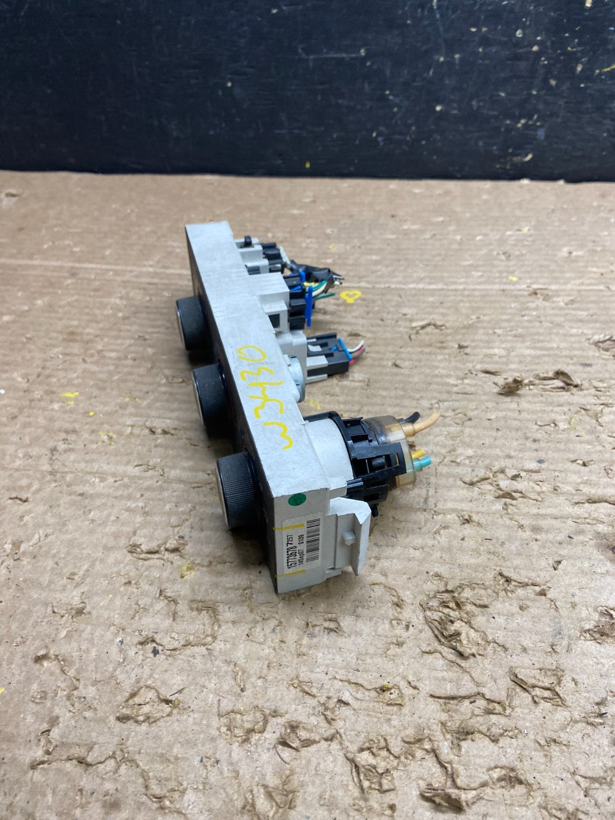 2008-2010 Chevrolet Express 1500 2500 3500 Climate Control Panel W3430 DG2