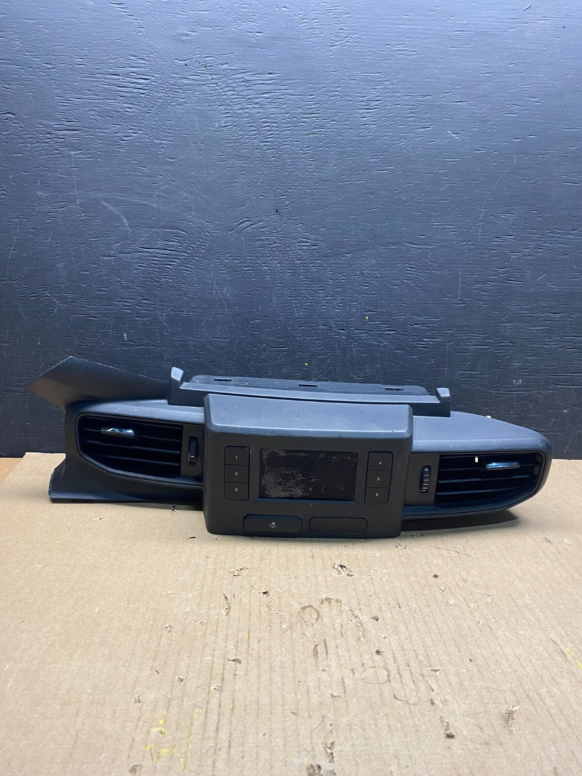 2020 to 2023 Ford Explorer Console Radio Display Screen Air Vents G4171 DG10