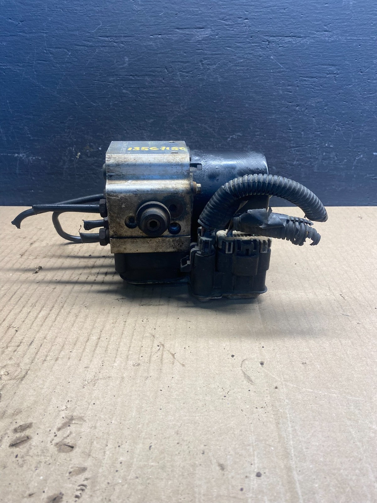 2003 - 2005 Chevrolet Silverado GMC Sierra ABS Anti-Lock Brake Module ac8998 DG1
