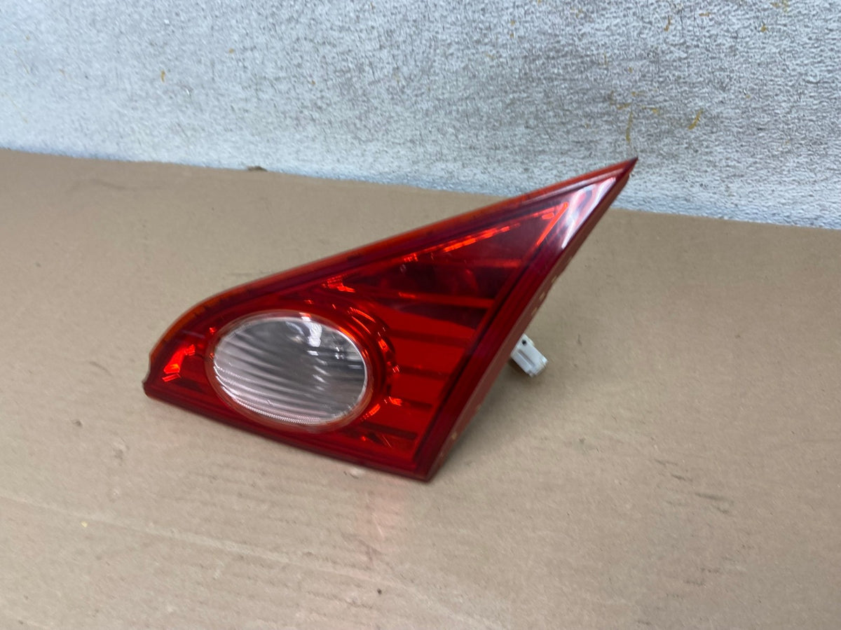2009 2010 Nissan Murano Right Passenger Rh Side Inner Tail Light AH9354 LK1