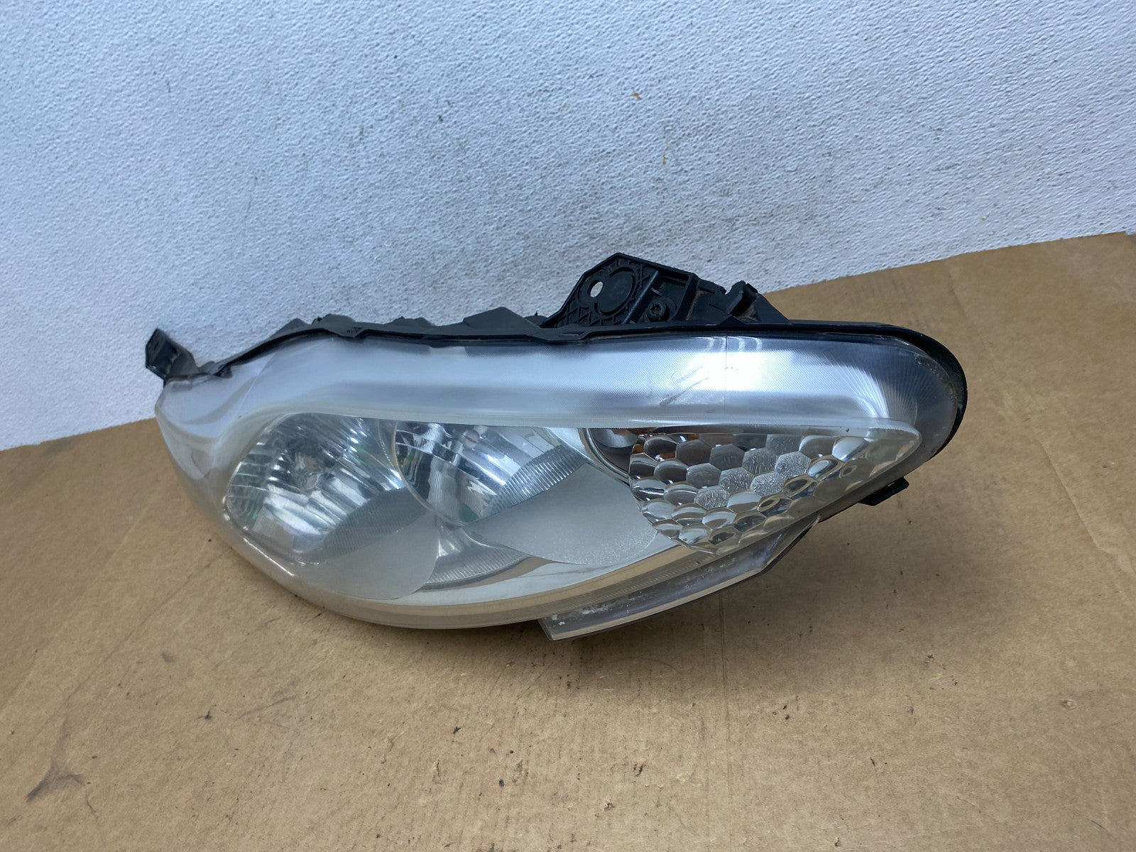 2011 2012 2013 Ford Fiesta Right Passenger RH Halogen Headlight AE3234 DW1