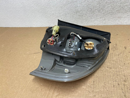 2005 to 2007 Subaru Legacy Outback Left Driver LH Tail Light AG1077 LK5