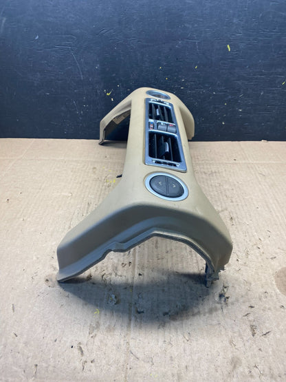 2010 2011 2012  Land Rover Range Rover Center Dash Air Vent Trim Oem P7720 DG2