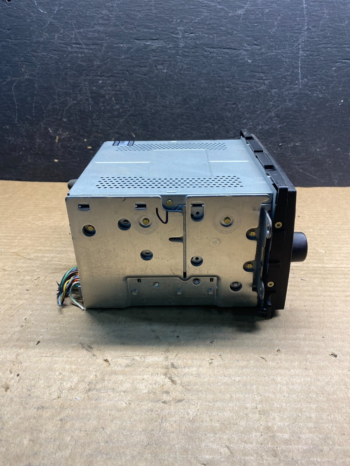2004 to 2008 Ford F150 Mustang Radio Stereo Audio AM/FM af7841 DG2