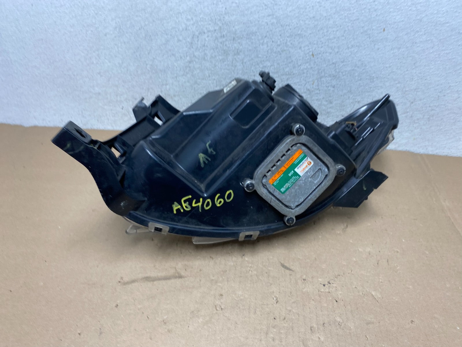 2010-2019 Lincoln Mkt Right Passenger Rh Side Headlight Xenon Hid AG4060 DW11