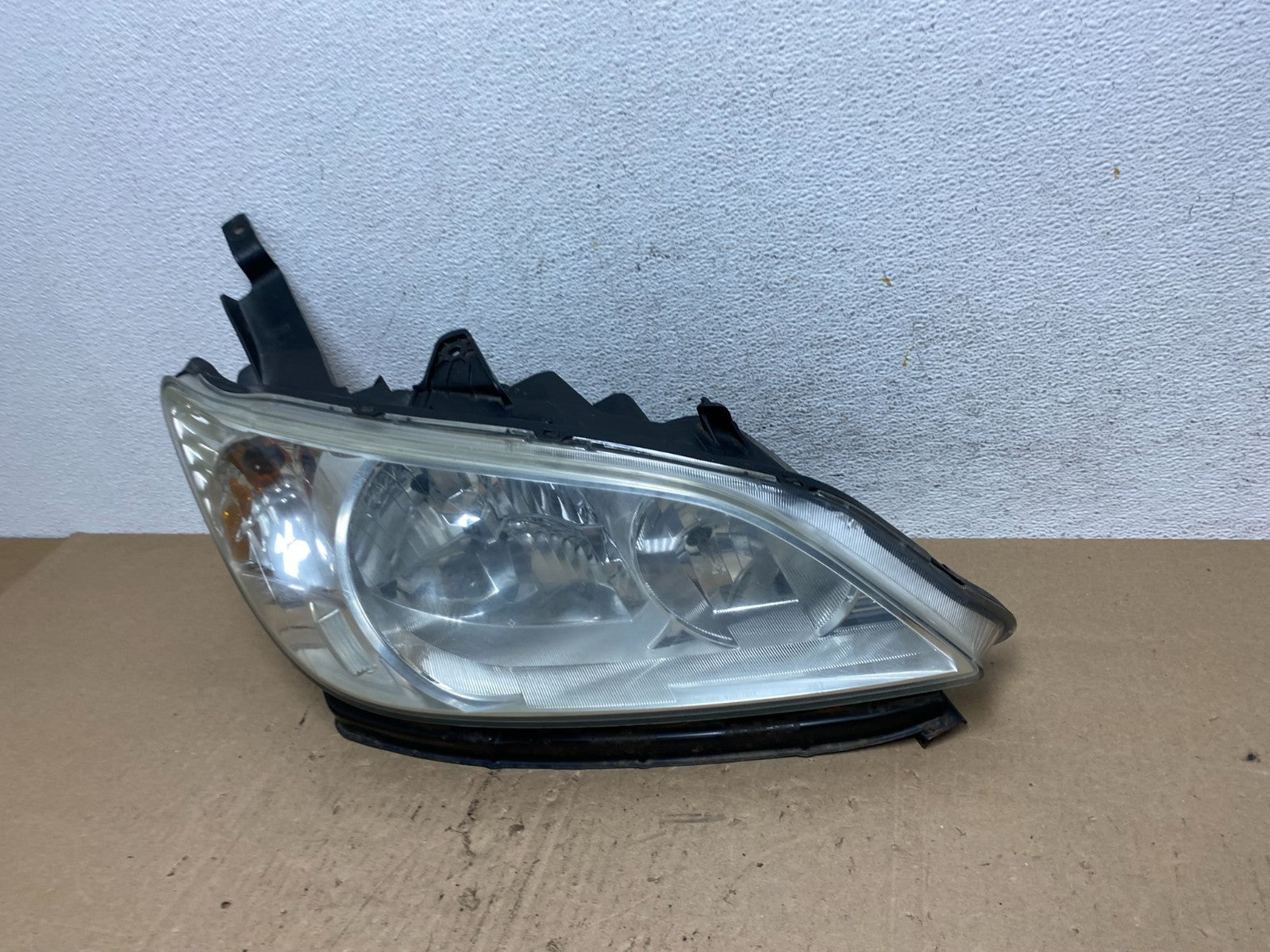 2004 2005 Honda Civic Sedan Headlight Halogen Right Passenger Rh AE6127 DW1