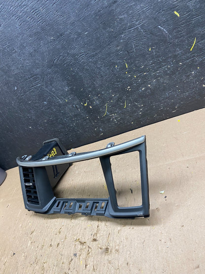 2013 to 2020 Nissan Pathfinder Center Dash Radio Trim Bezel  Surround T6427 DG1