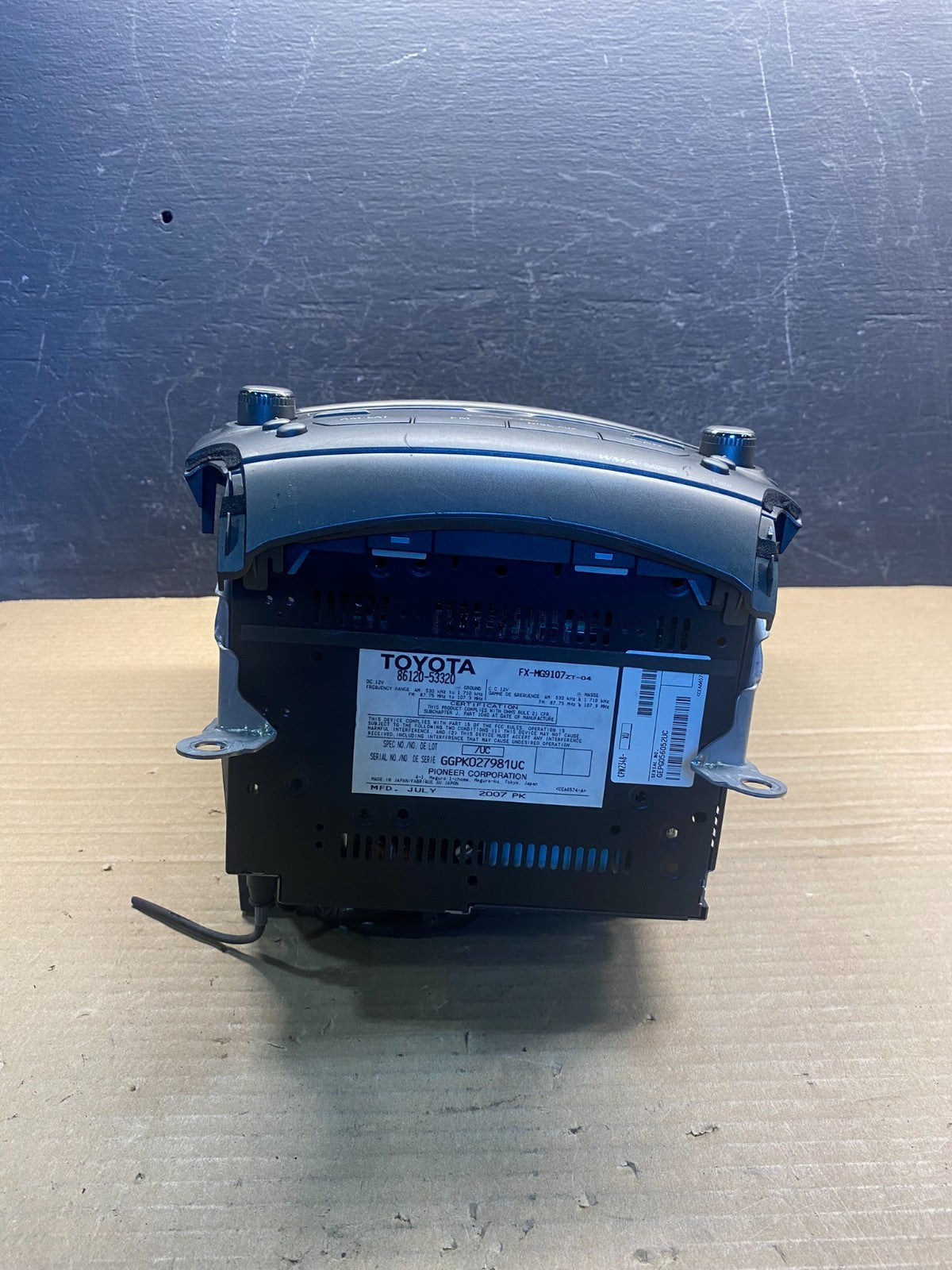 2009 to 2011 Lexus IS250 Screen Radio AM-FM CD Tuner Head Unit AF3860 DW4