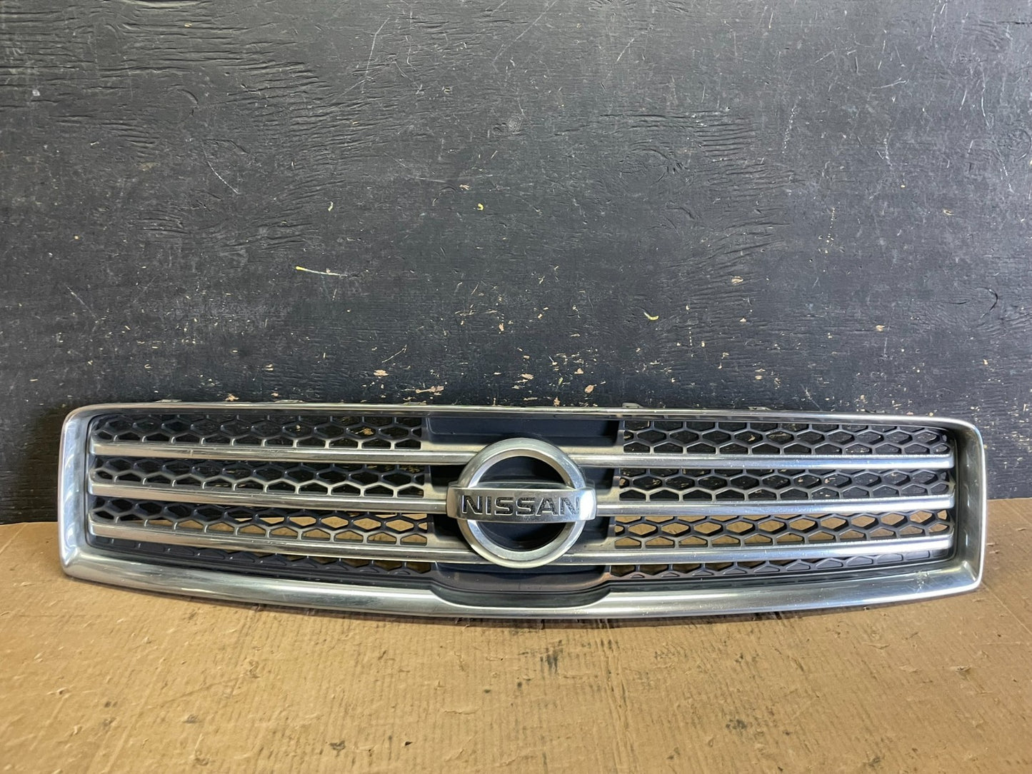 2009 to 2011 Nissan Maxima Front Upper Grill Grille Oem Z8123 DG0