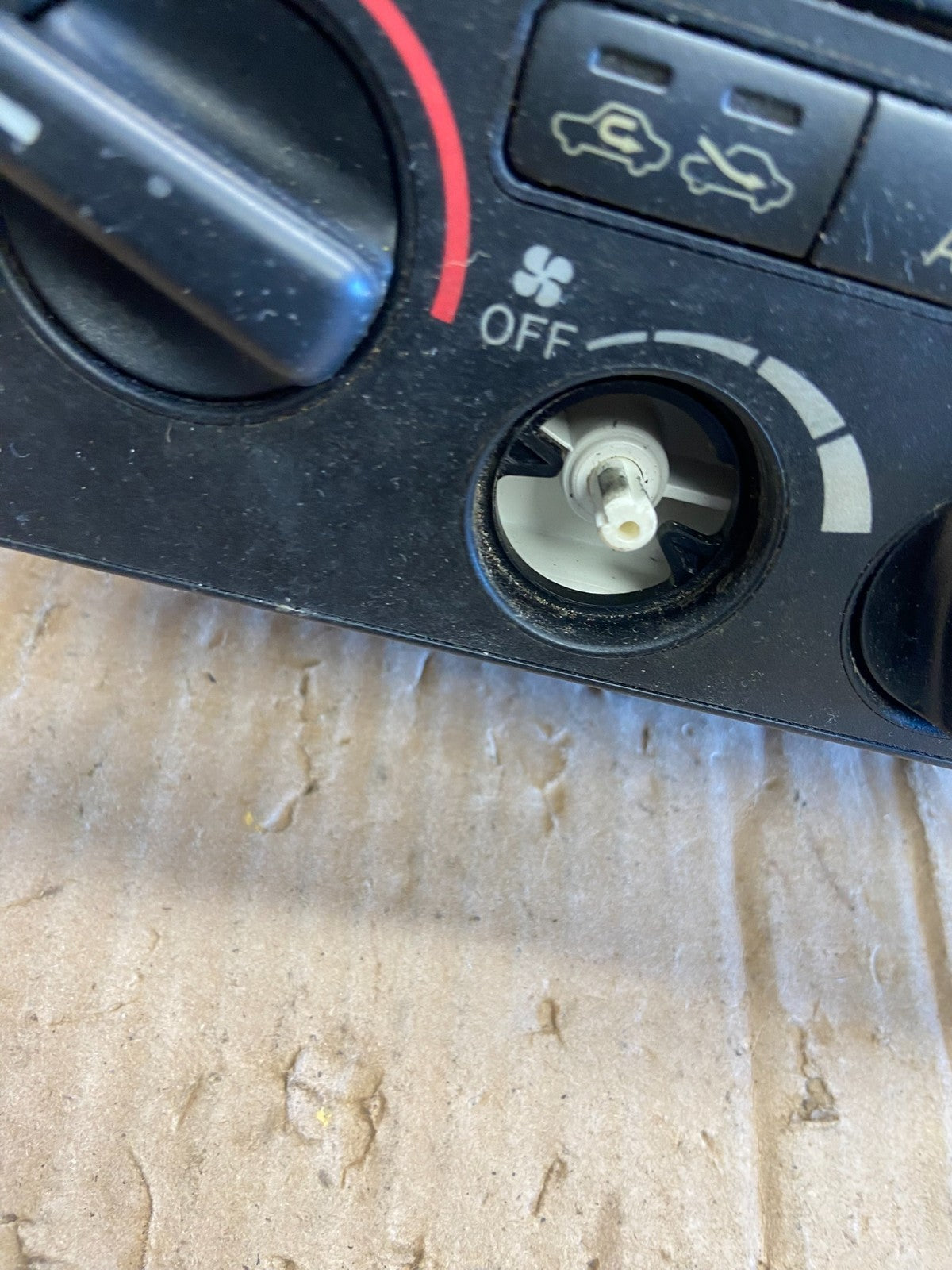 2000-2004 Toyota Avalon Radio Stereo 6 CD Tape Player Climate Control AA7963  DG1
