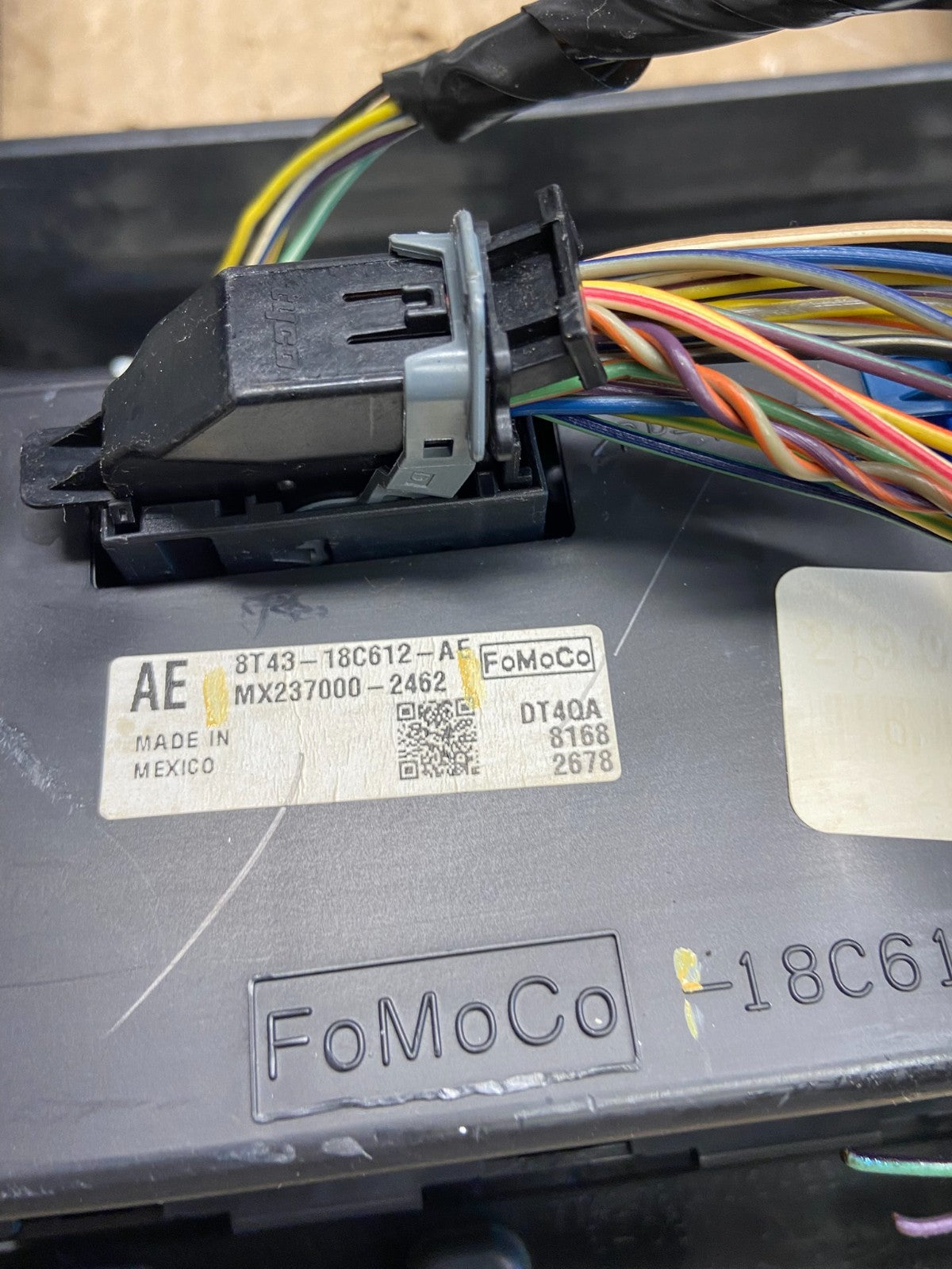 2007 - 2010 Ford Edge Heater Climate Control Radio Control Dash Bezel ae2067 DG5