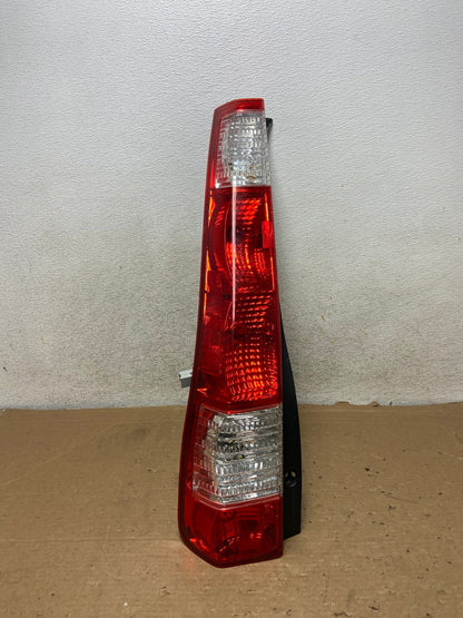 2005 to 2006 Honda Cr-v Crv Left Driver LH Tail Light AH8962 LK0