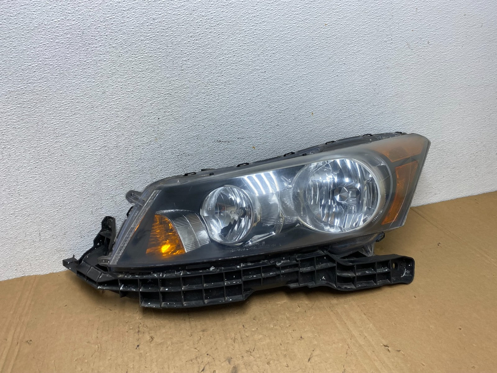 2008 to 2012 Honda Accord Sedan Headlight Left Driver Lh Side TYC AD3181 DW0
