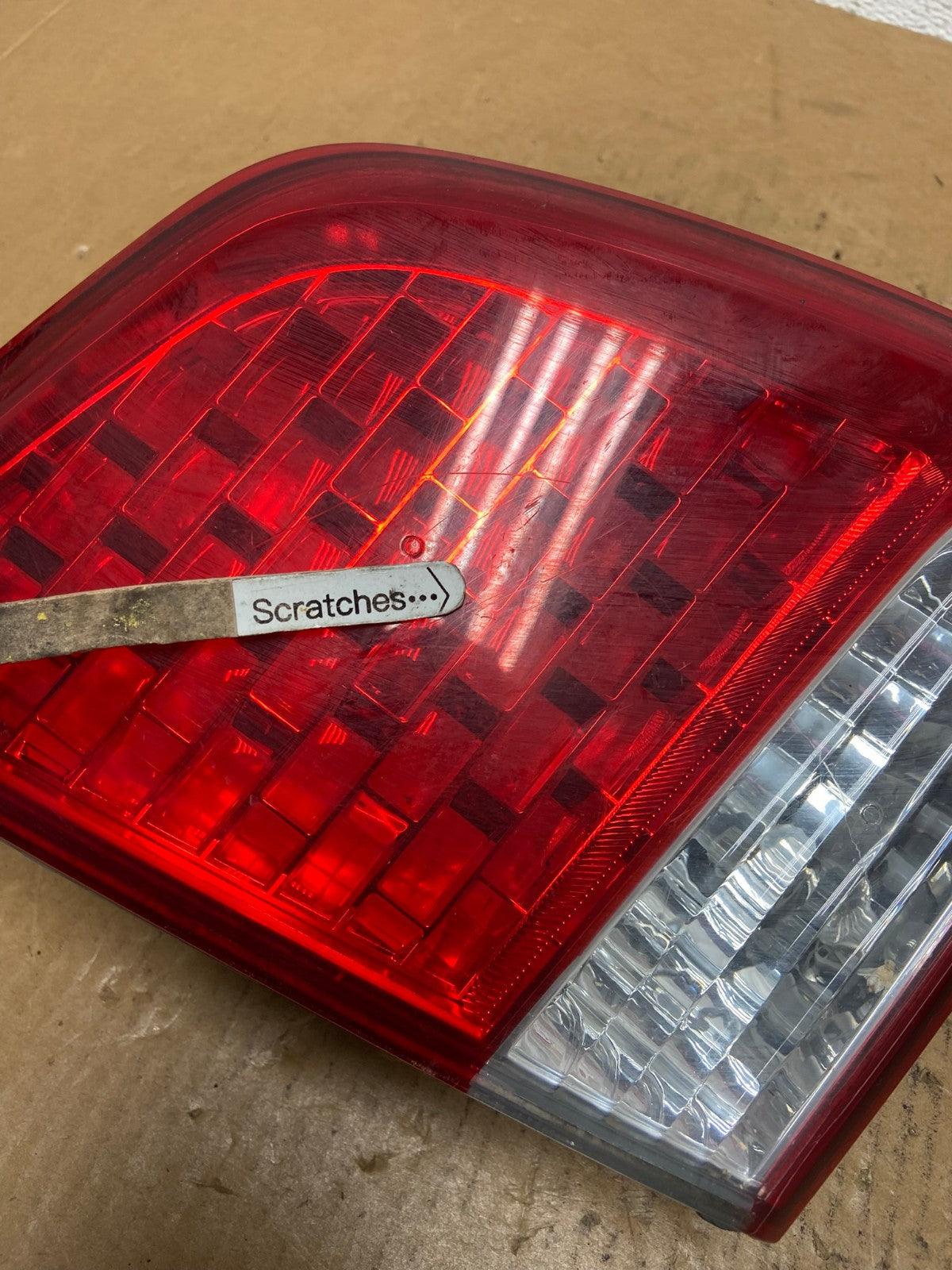 2011 2012 2013 Kia Sorento Left Driver Lh Inner Tail Light AE0356 LK3