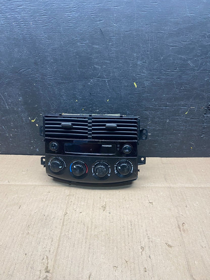 2004-2005 Toyota Sienna A/C Climate Heater Temperature Control Air Vent q0788 DG0
