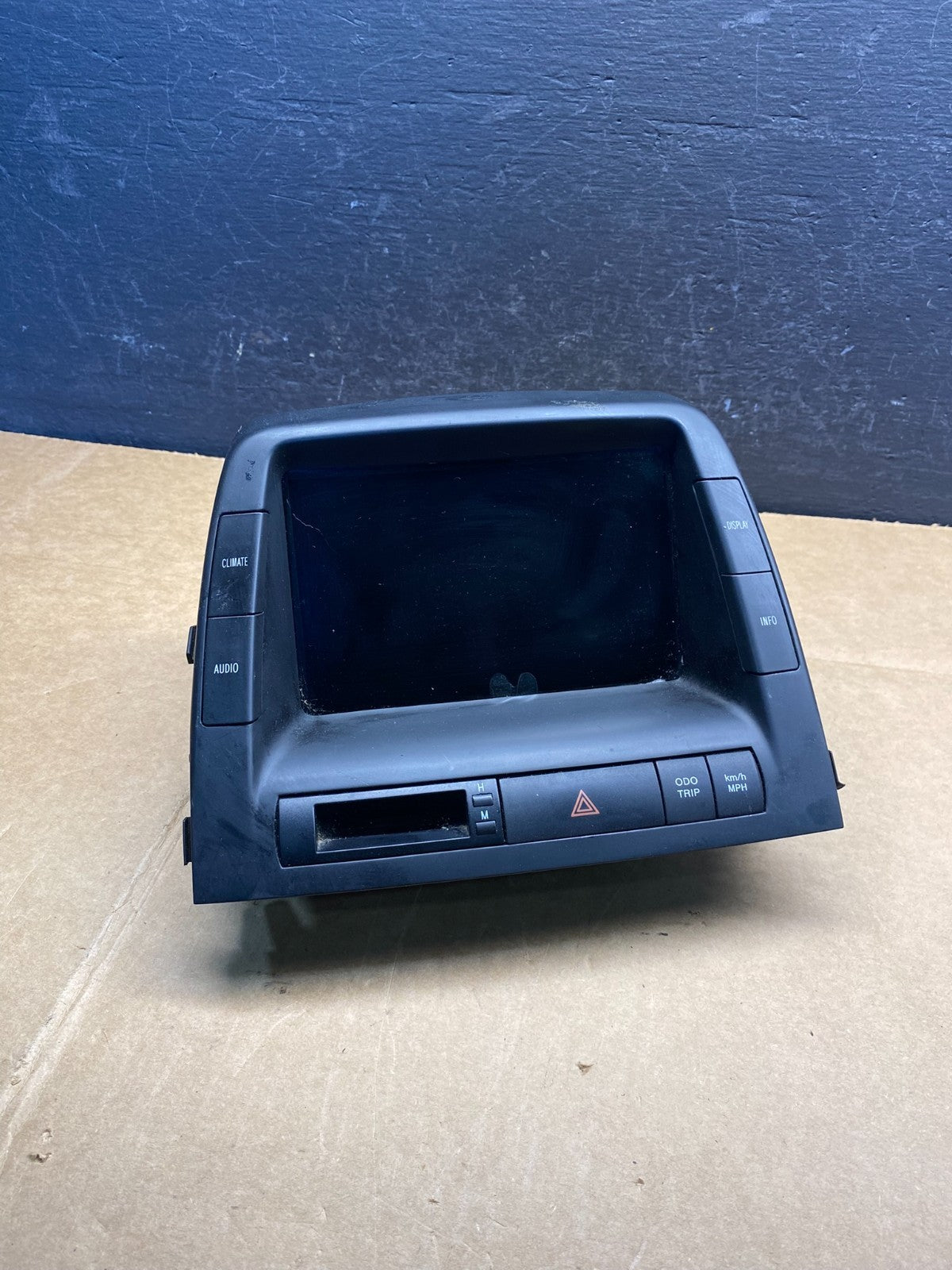 2004 to 2005 Toyota Prius Radio Stereo Receiver Screen Display ad3662 DG0