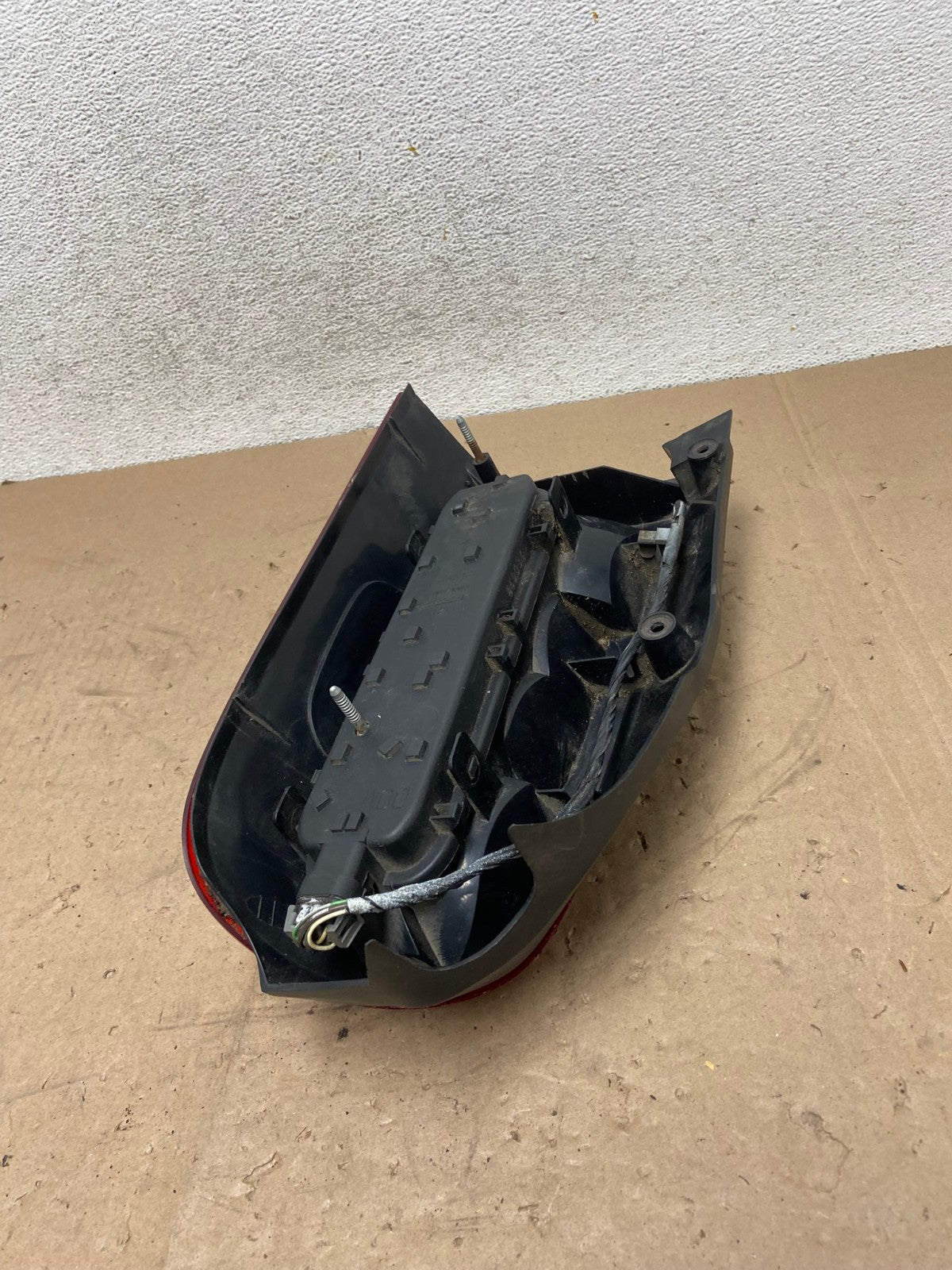 1997 - 2005 Pontiac Montana / Venture Left Driver Side Tail Light AG5296 LK5