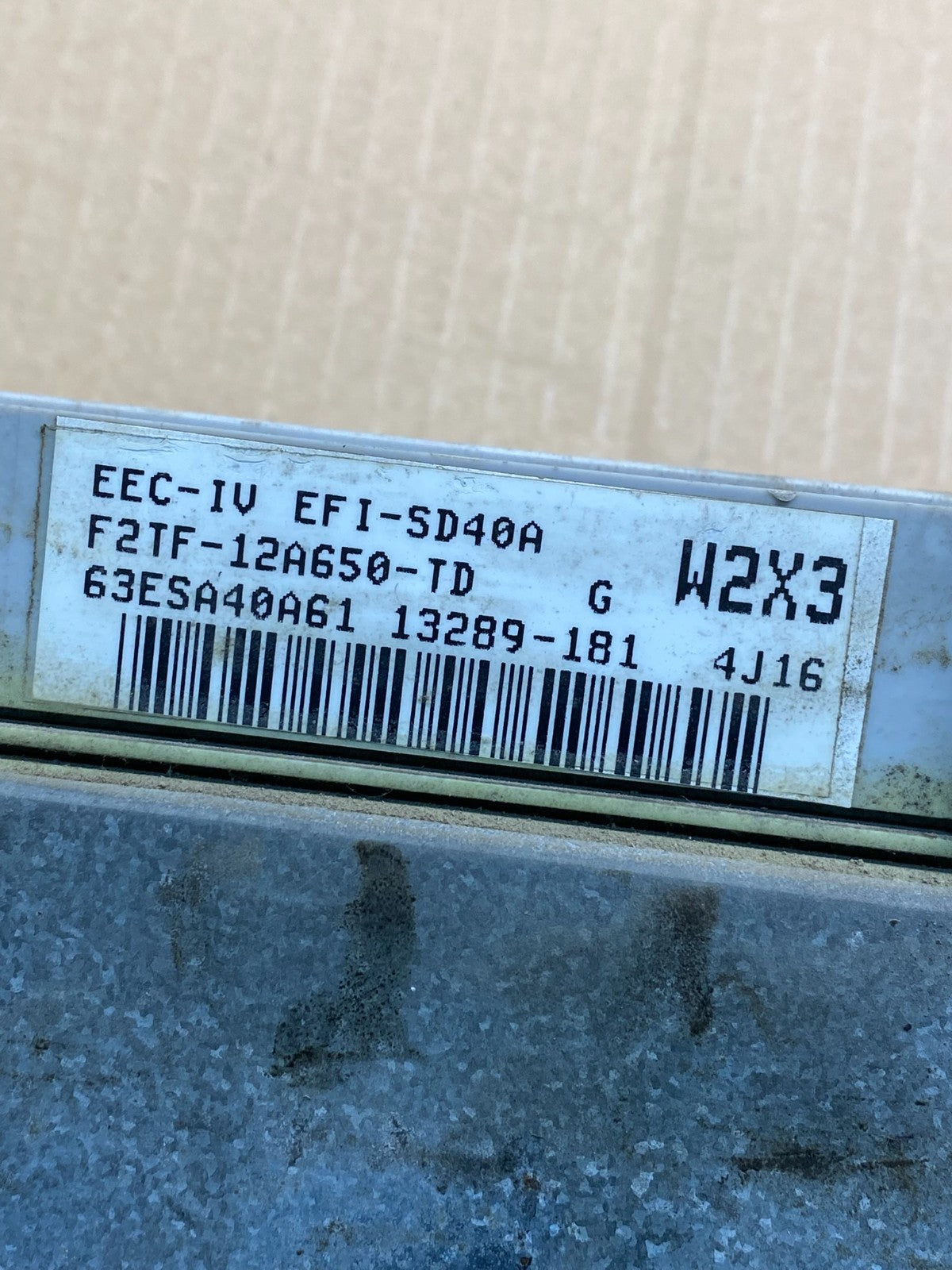 1992-1995 Ford E350 4.9L Engine Control ECU ECM Computer Module AH7312 DG2