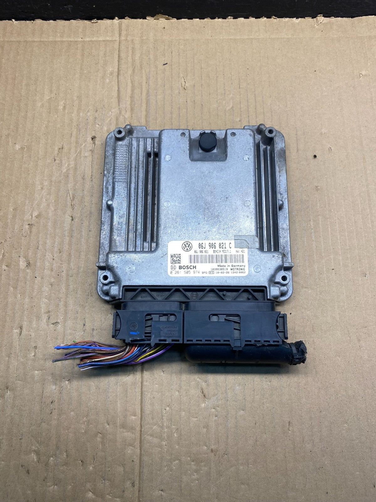 2010 Volkswagen CC Passat 2.0L ECM Engine Control Unit ECU AI0235 DG0