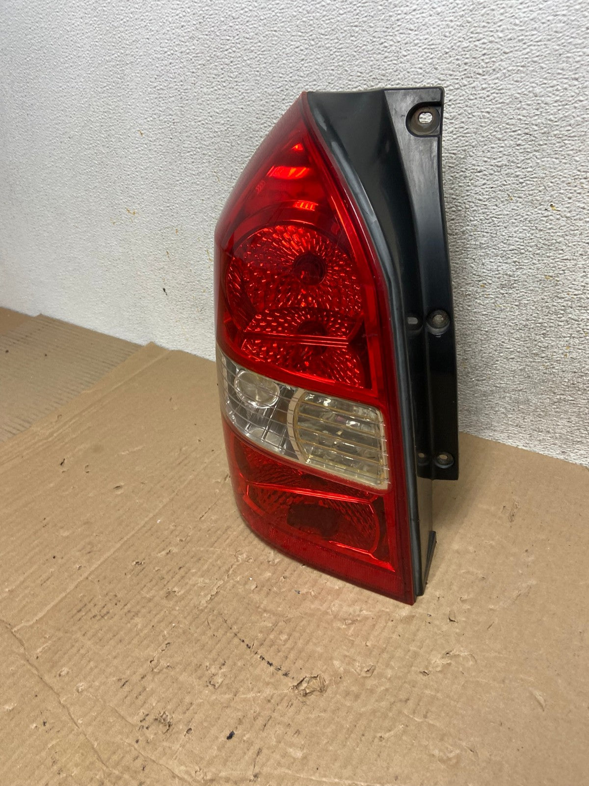 2005 to 2009 Hyundai Tucson Left Driver Lh Side Tail Light AI1251 LK1