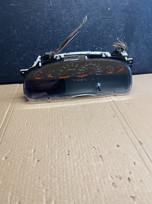 2006 Ford E350 Gauge Speedometer Cluster af6148 DG0