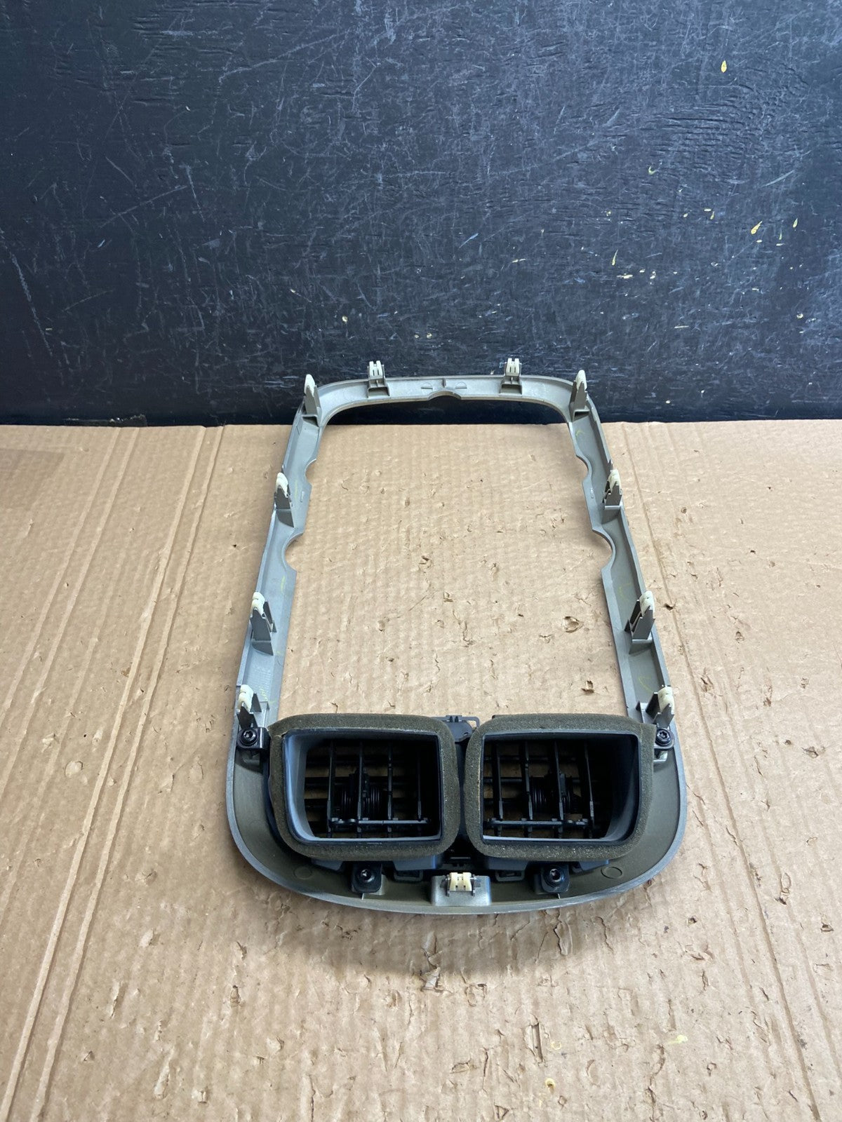2013-2016 Chevrolet Malibu Center Radio Switch Air Vent Trim Bezel AF6445 DW3