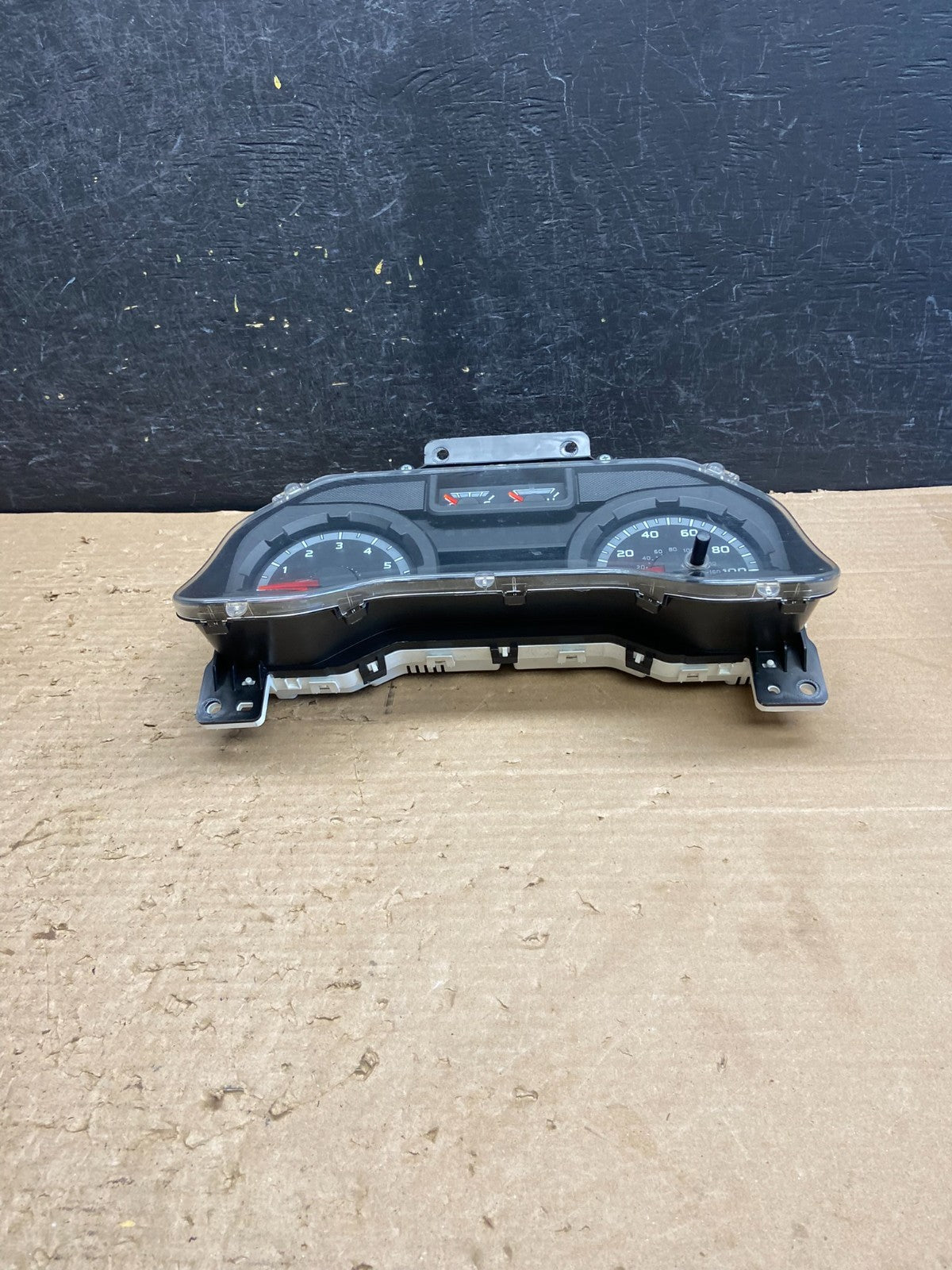 2011 to 2013 Ford E150 E250 E350 VAN Gauge Speedometer Cluster AG8620 DG4
