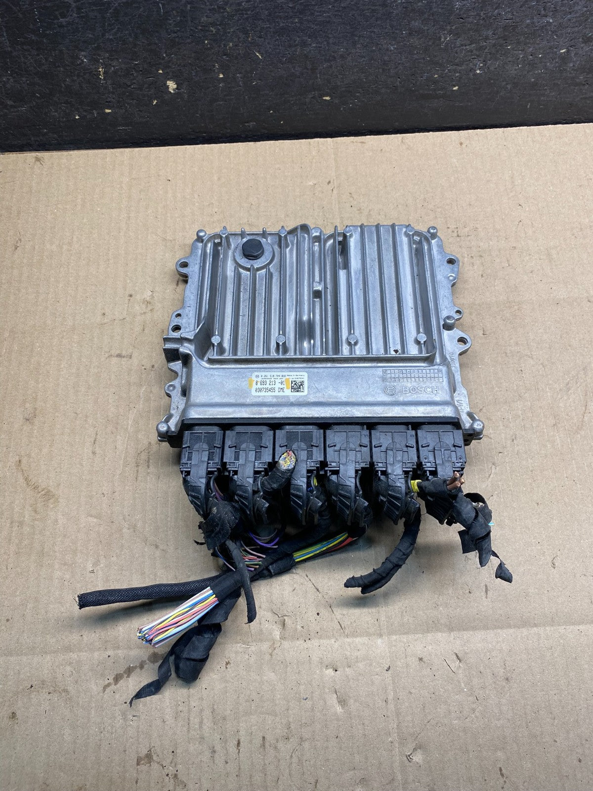 2016 - 2018 BMW 330e ECM ECU Engine Computer 8693213 AI5237 DG0
