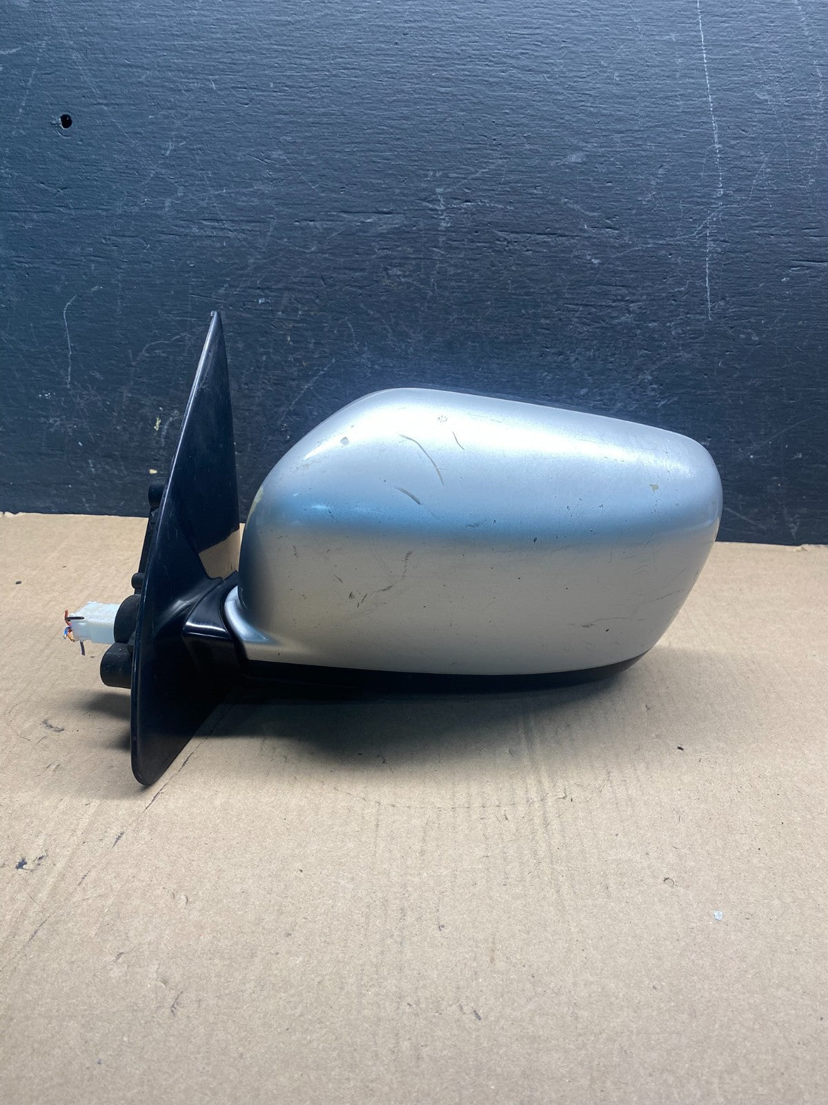 2003 - 2006 Mitsubishi Outlander Left Driver Door Power Mirror AE7696 DG0