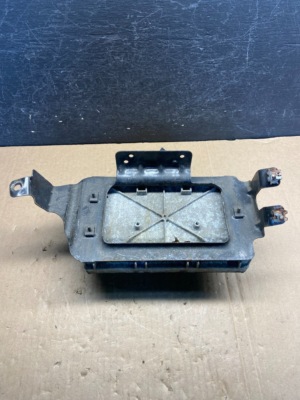 2010 Dodge Caravan Town & Country Engine Control p68050410ae AG1643 DW1