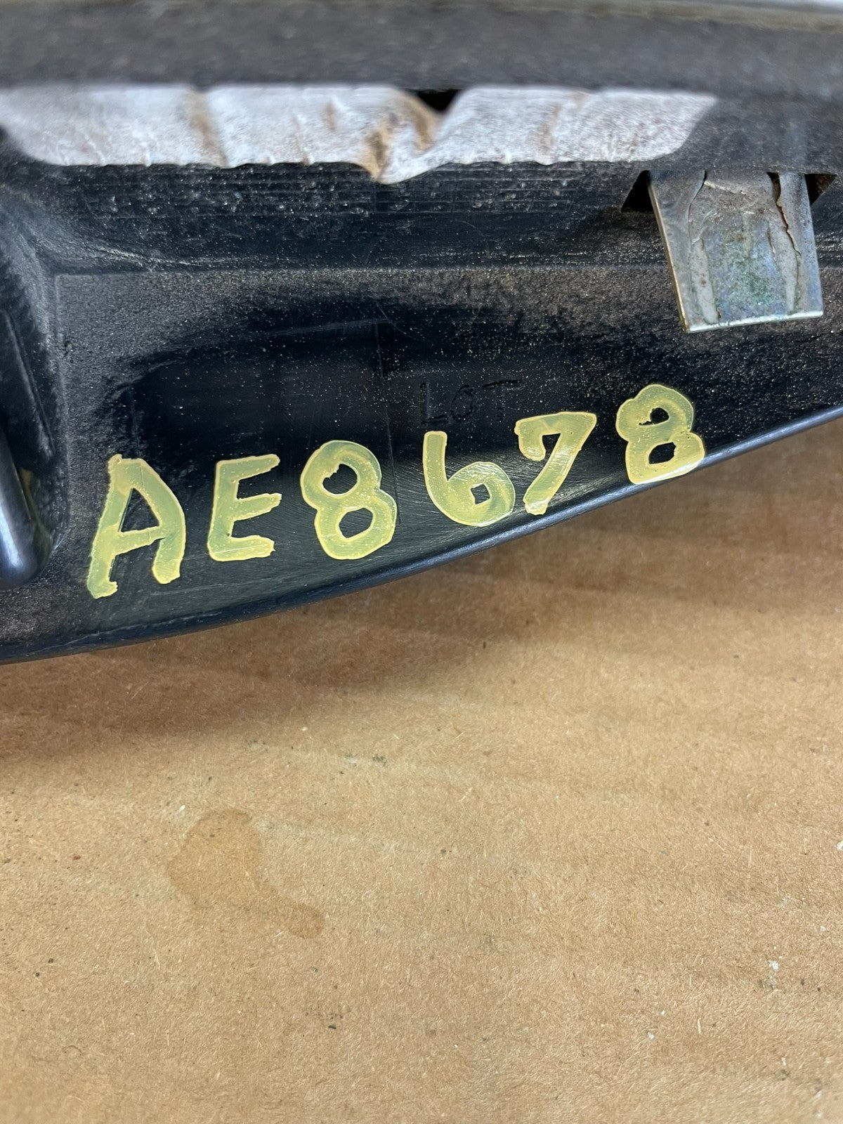 2011 to 2014 Ford Explorer Rear Tailgate Gate Trim Molding With Camera AE8678 DG5