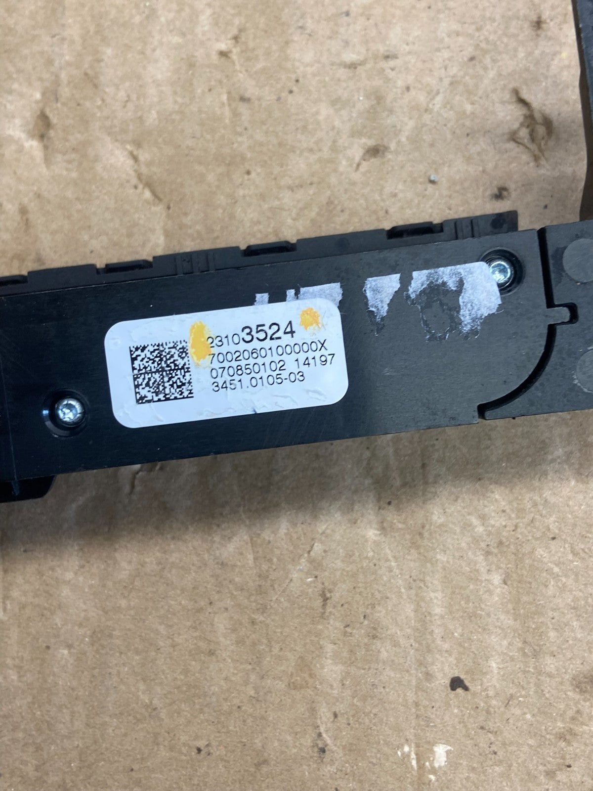 2013 - 2017 GMC Acadia Center Dash Hazard Warning Switch OEM AB9350 DG5