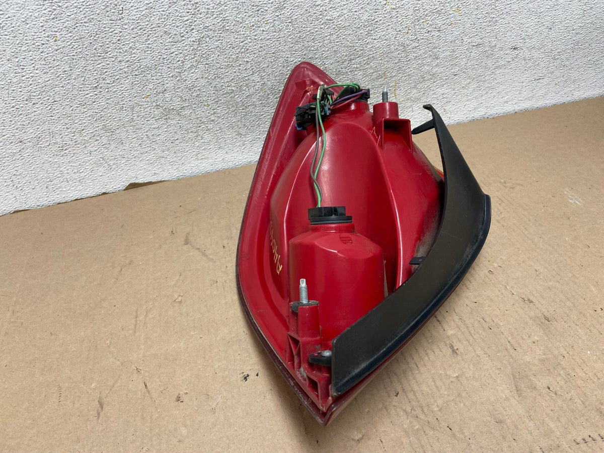 2005-2010 Pontiac G6 Sedan Right Passenger Side Tail Light AH0957 LK5