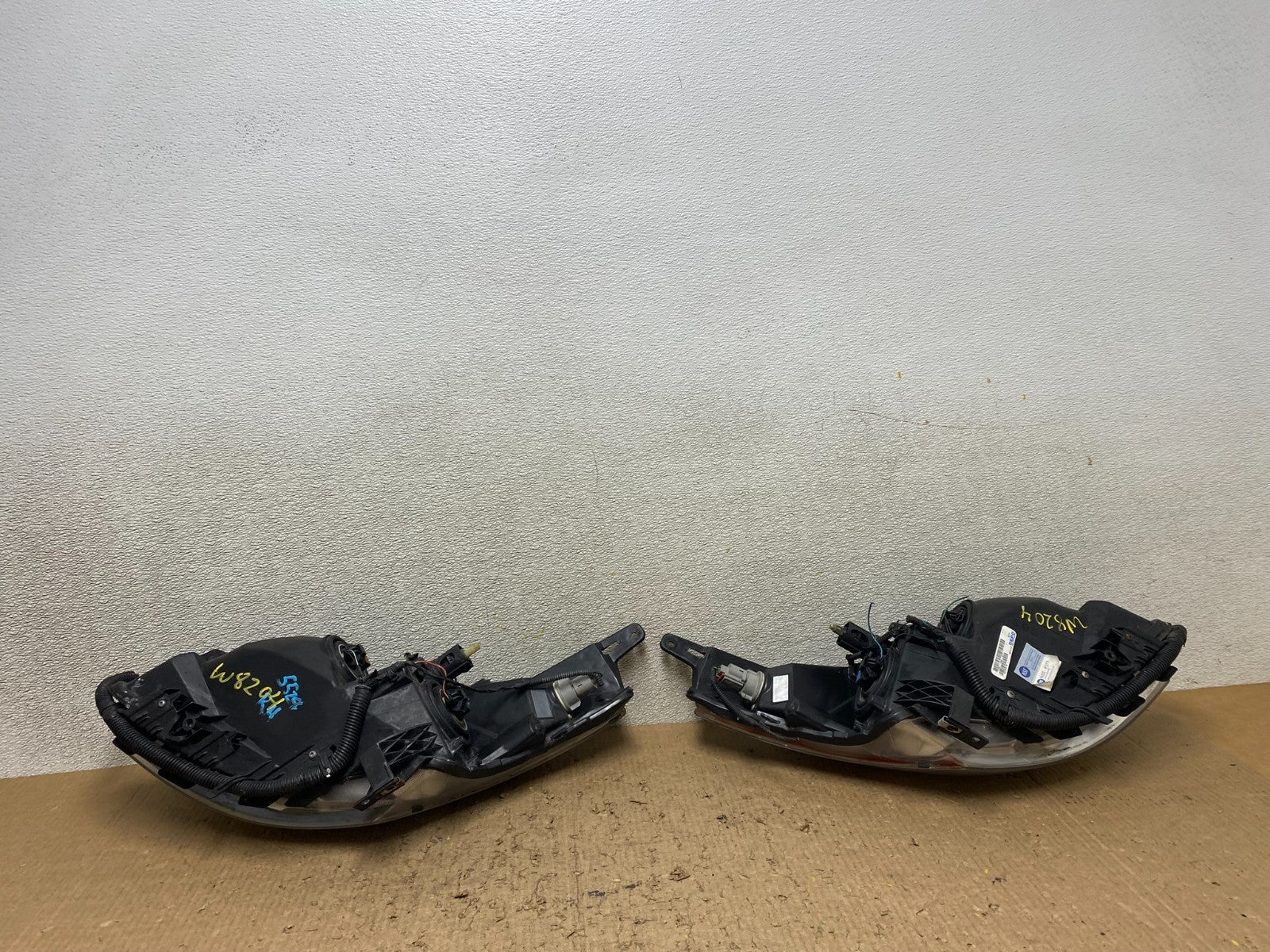 Sedan 2007 2008 2009 Nissan Altima Left+Right Set Headlights W8204 DW7