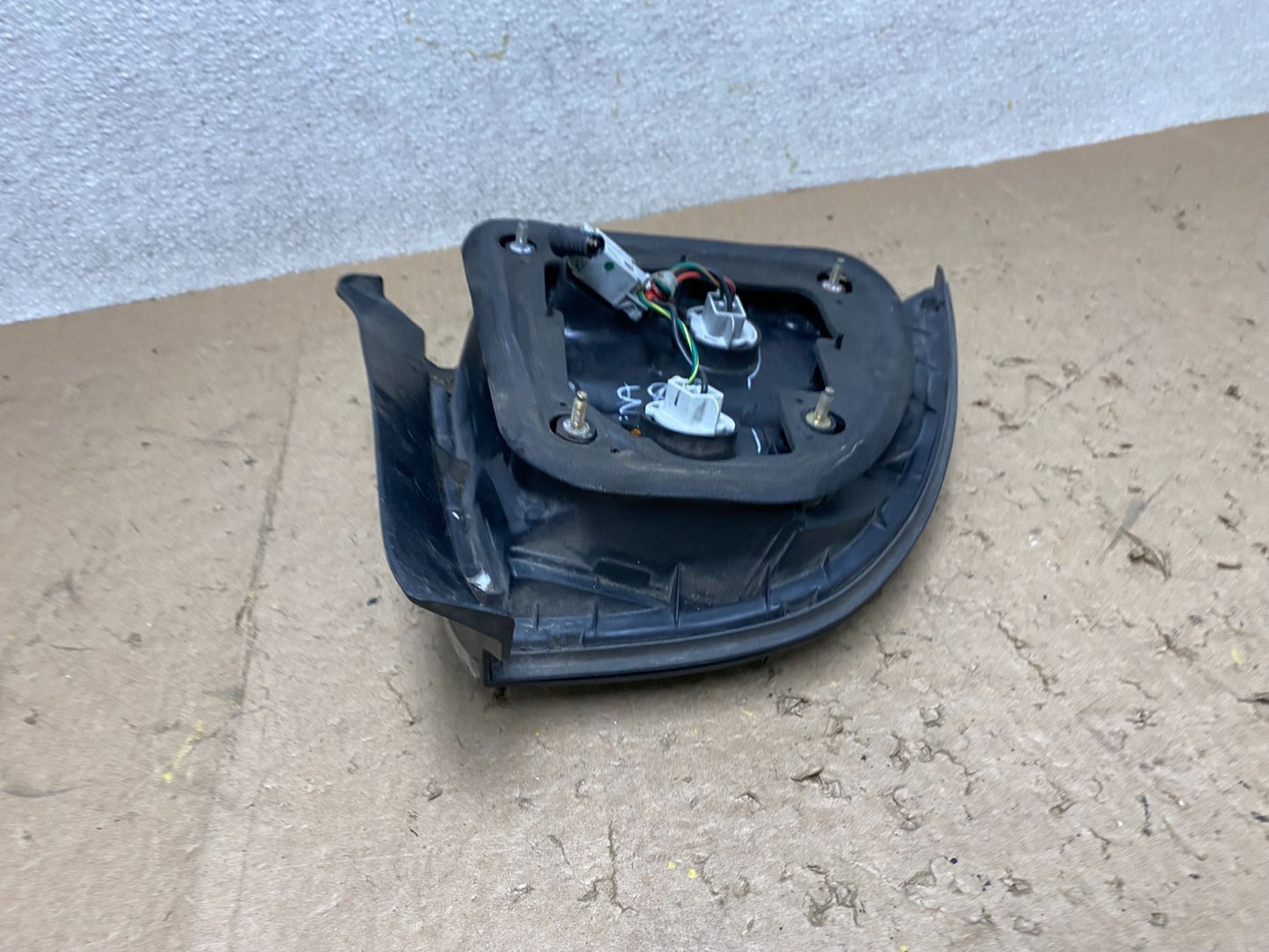 1996 to 1997 Honda Accord Right Passenger RH Side Tail Light OEM X2427 DW6