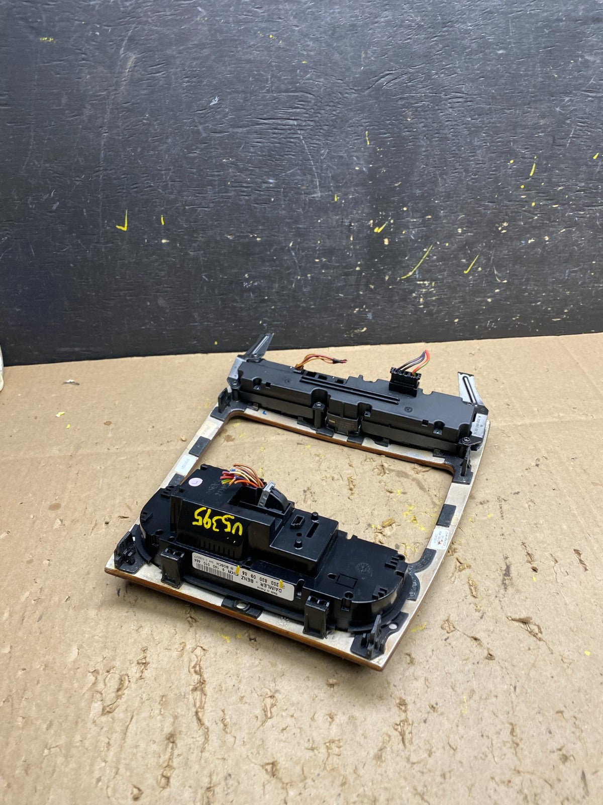 2001-2005 Mercedes W203 C230 C240 A/C Climate Control Trim Bezel u5395 DG5