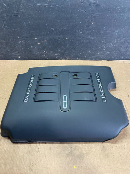 2002 to 2004  Lincoln Navigator 5.4L V8 Engine Motor Cover n9048 DG0