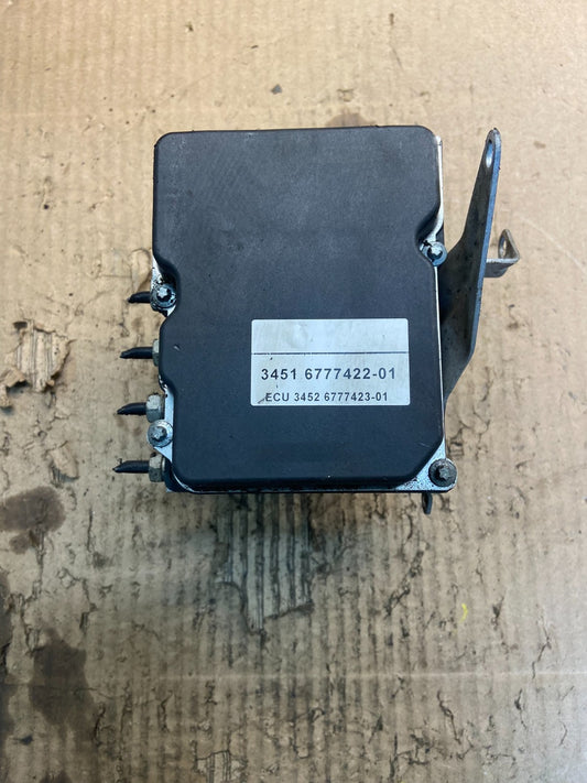 2007 to 2013 BMW 335i ABS Anti-Lock Brake Pump 6768550 OEM z9012 DG0