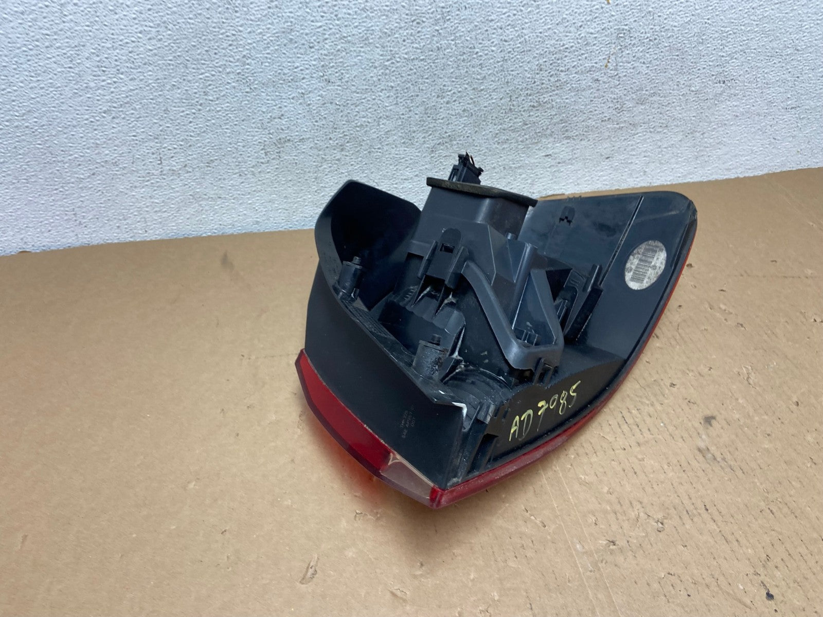 2010 to 2014 Volkswagen Golf & GTI Hatchback Left Side Tail Light AD7985 LK6