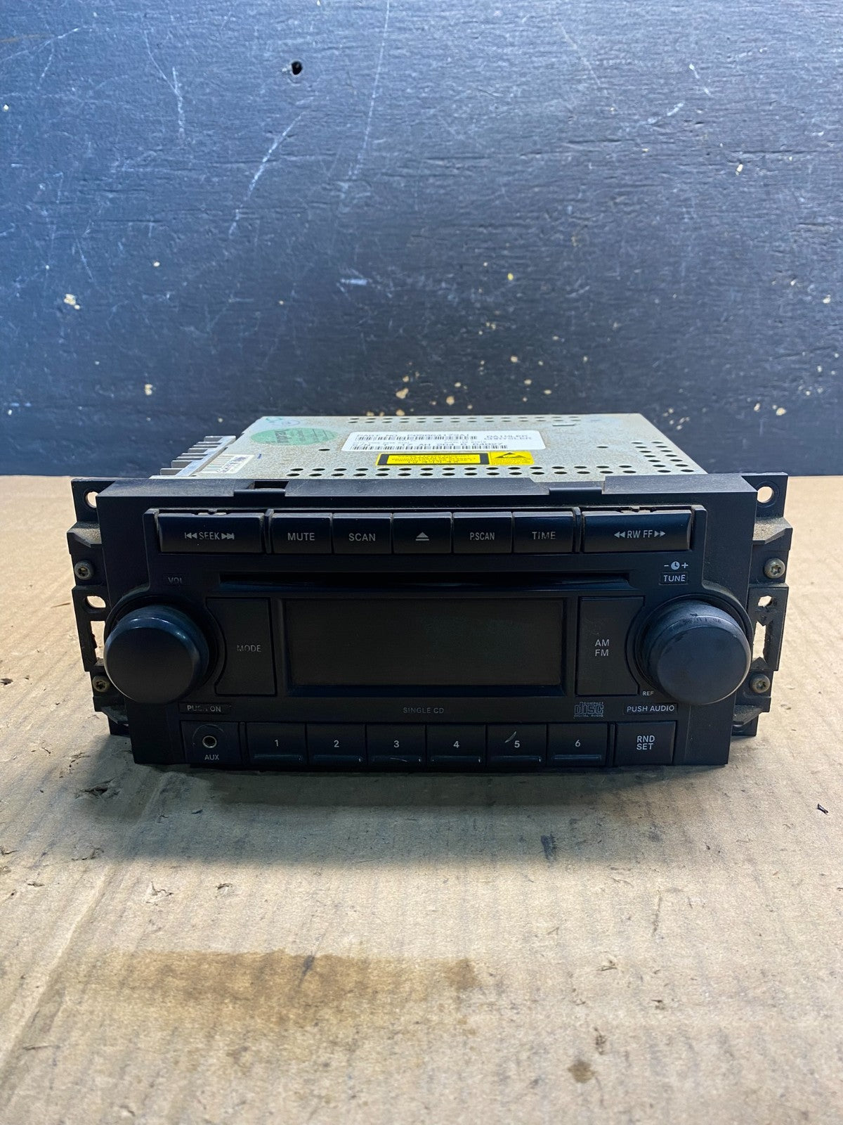 2005-2009 Chrysler Dodge Jeep Ram Radio CD MP3 Receiver aa7817 DG0