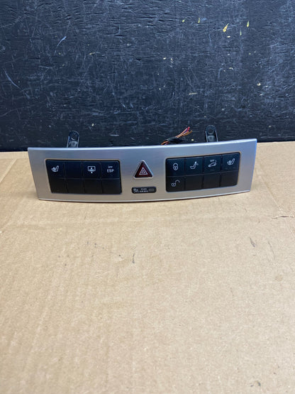 2005-2009 Mercedes W209 CLK350 CLK550 Door Lock ESP Hazard Control AD2079 DG0