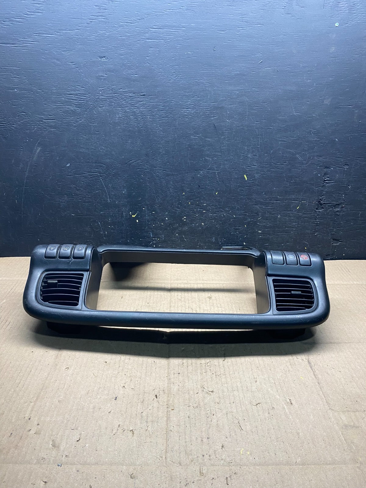 2004 to 2007 GMC/ISUZU 4500 Dashboard Cluster Bezel Trim Panel P9269 PS3