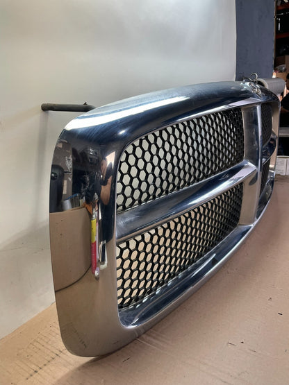 2002 2003 2004 2005 Dodge Ram 1500  Upper Front Grill Grille ah0500 DG1