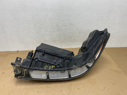 2005 to 2011 Lincoln Town Car Right Passenger Rh Side Headlight AE9282 LK7